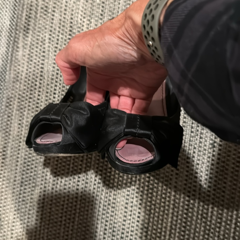 Louis Vuitton satin open toe heels on platform - Picture 12 of 16